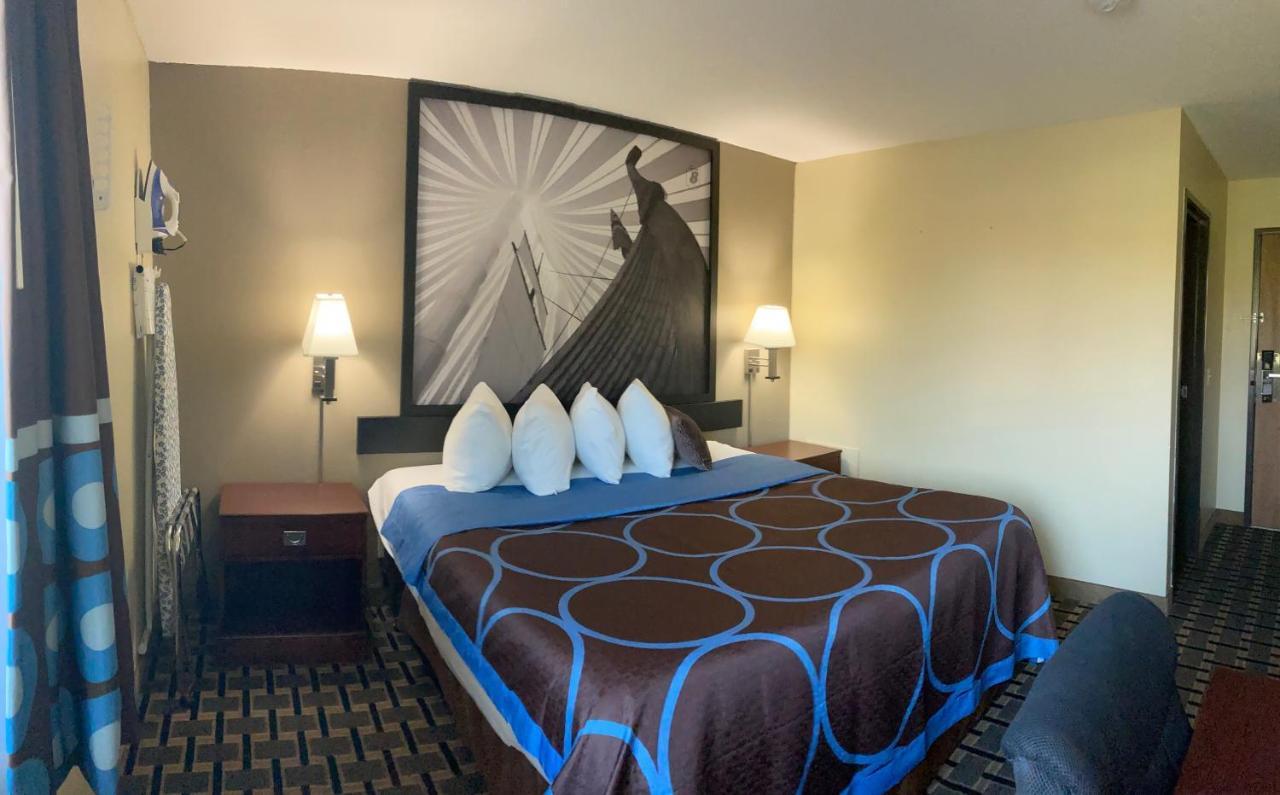 Super 8 By Wyndham Chisago City Eksteriør bilde